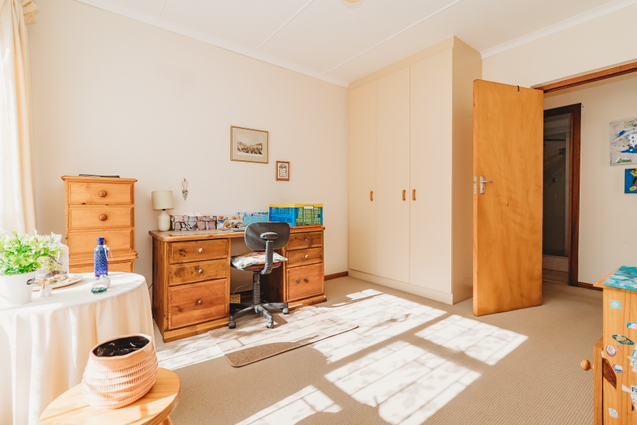 2 Bedroom Property for Sale in Denneoord Western Cape